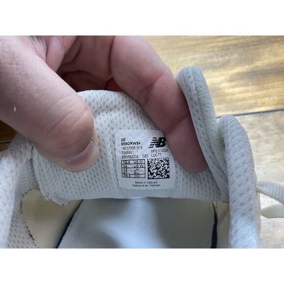 New Balance Fresh Foam X V4 12.5 2E Wide Beige Ivory Men Running MMORWS4-2E - Picture 9 of 11